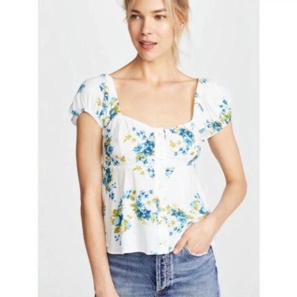 🆕️ Free People Bohemian Top with Elastic Smocked Back.